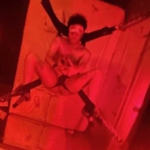 slavedpornboi's profile picture