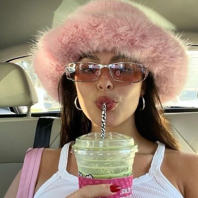 𝒄𝒉𝒖𝒍𝒆 𝜗𝜚's profile picture