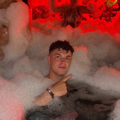 Luis Cook 🇬🇧's profile picture