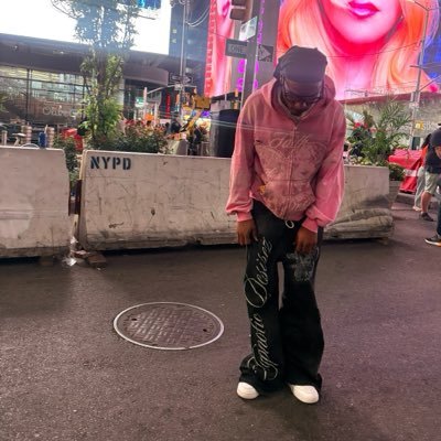 huughhefnerr's profile picture