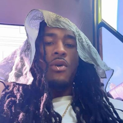 yofavbigdaddy's profile picture