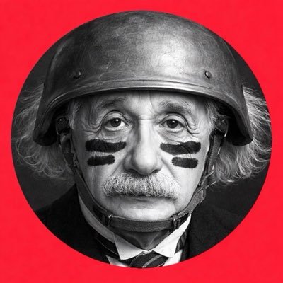 آلبرت انیشتین's profile picture