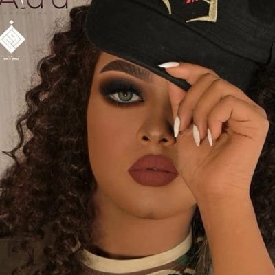 الملكه نسرين العدنيه 💋🍒's profile picture