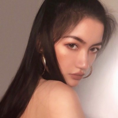 aelle245918's profile picture