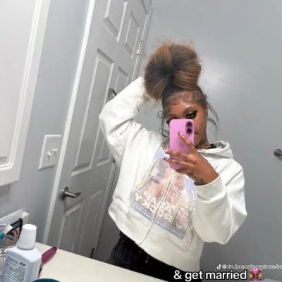 AumayaTaylor18's profile picture