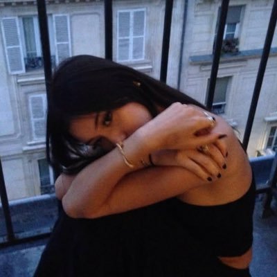 1Justdifferent's profile picture