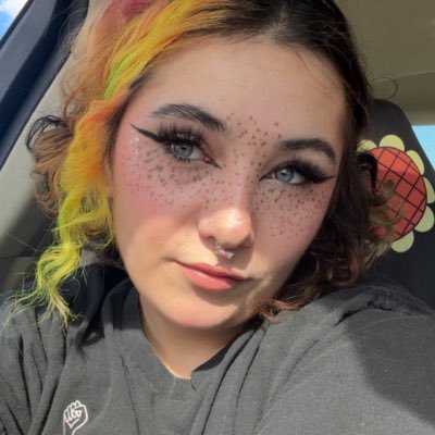 Rosemaryp1nk's profile picture