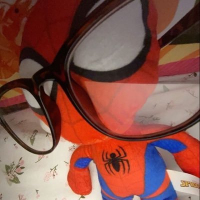 lily 🕷️'s profile picture