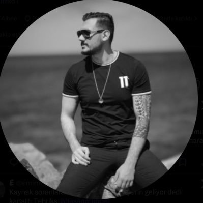 Ɇ's profile picture