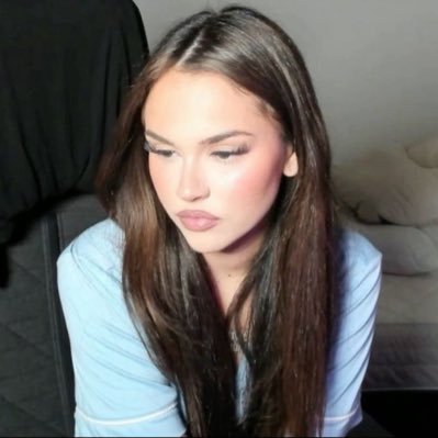 nbmbmluv's profile picture