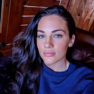 LaceyPresley's profile picture