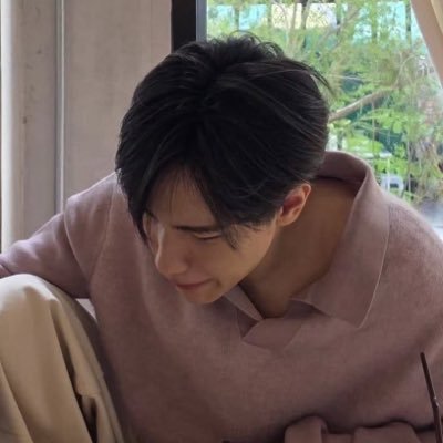 𝒩𝑜𝑜𝓃's profile picture