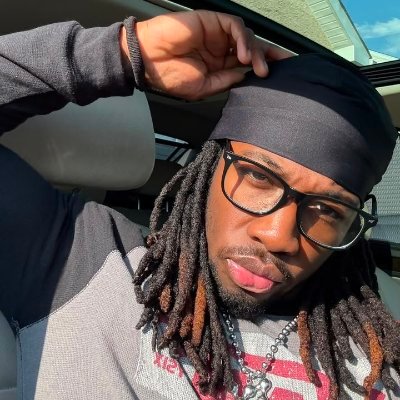 yk_thuq's profile picture