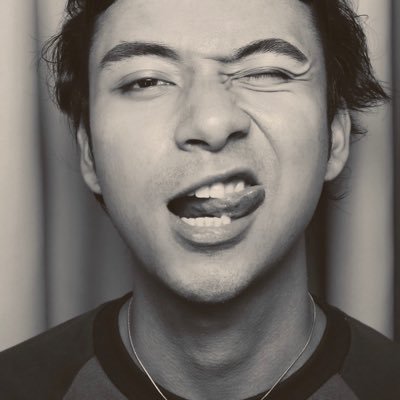 𝔇's profile picture