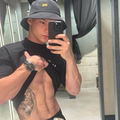 Yozzev Alpha 🥷🏻's profile picture