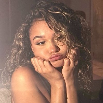 sofi 𝜗𝜚's profile picture