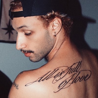henrie's profile picture