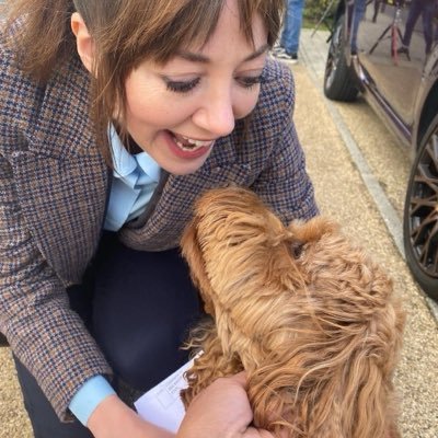 pheelomena cunk's profile picture