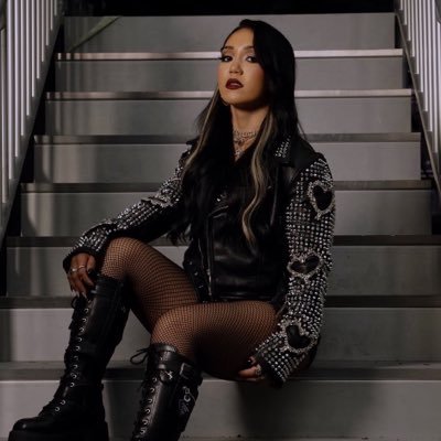 𝐫𝐨𝐬𝐞 メ𝟶's profile picture