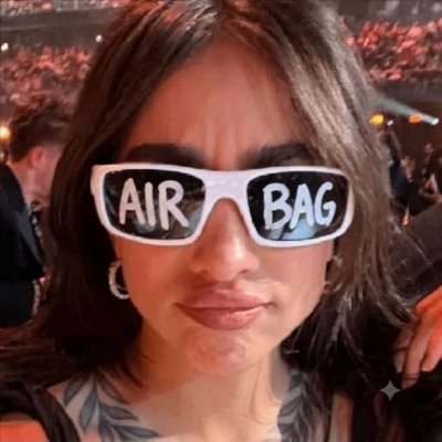 tina ✹'s profile picture