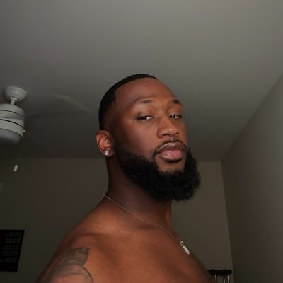 MALE JT ꨄ's profile picture