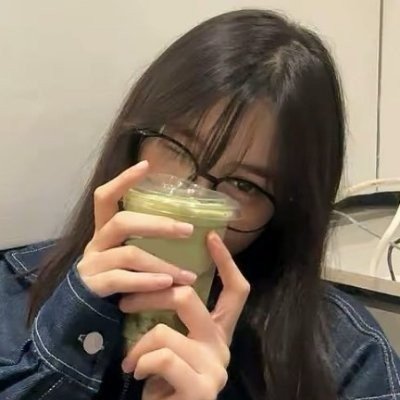 rebit donatnya lily's profile picture