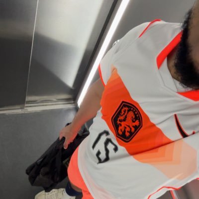 ۞ issam's profile picture