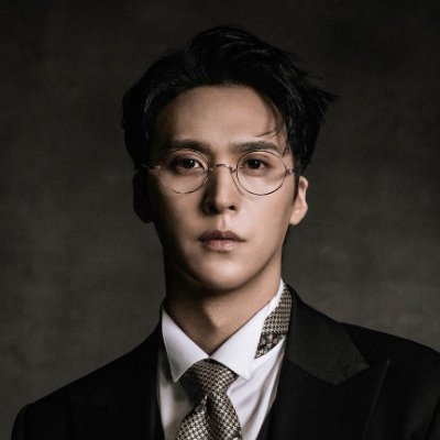 행만감축 윶🕯's profile picture