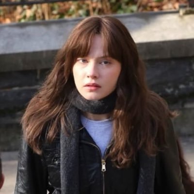 angela's profile picture