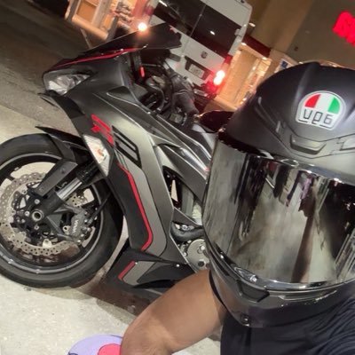 Larping Moto's profile picture