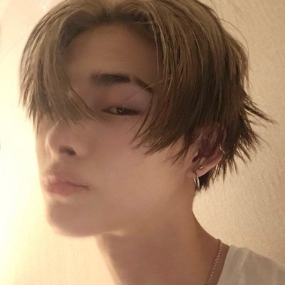 nikilves's profile picture