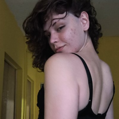 Estellauniverso's profile picture