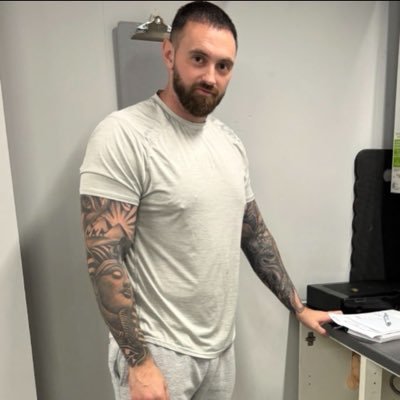 shane 🇬🇧's profile picture