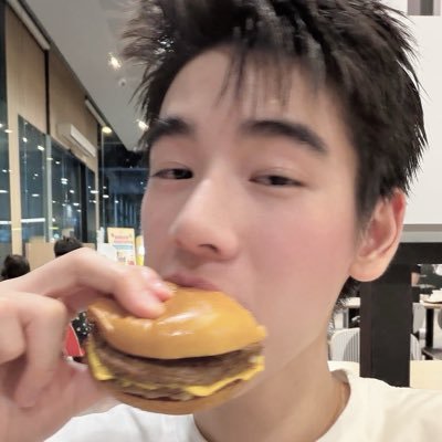 วอวา 🎀's profile picture