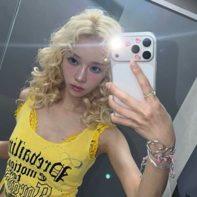 rina 🦈ྀིྀི's profile picture