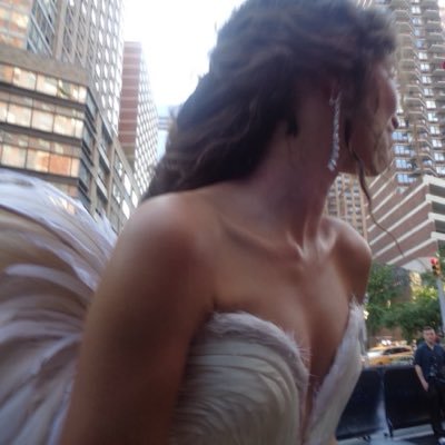 valesaugust's profile picture