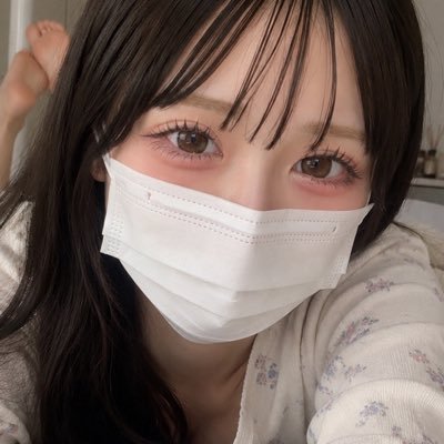 裏みゅ's profile picture