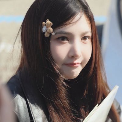 hon ⭑'s profile picture
