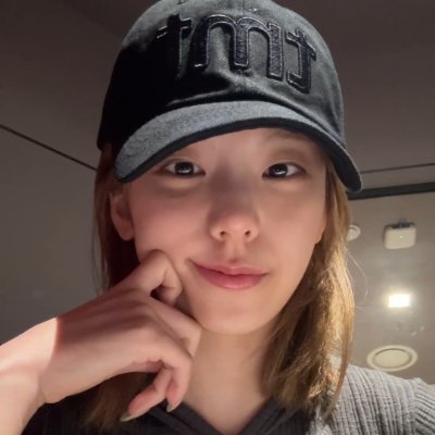 yenyong_'s profile picture
