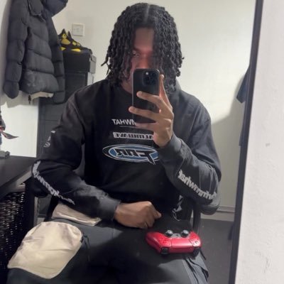 ⌖'s profile picture