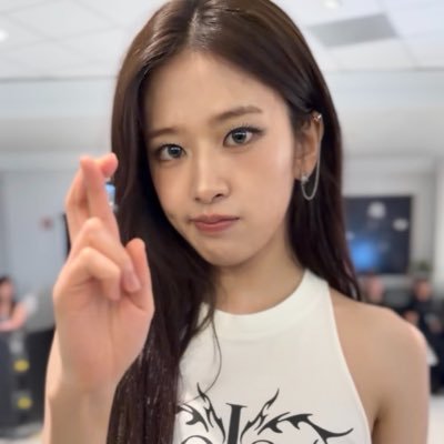 M ~ yujin ๐ซณ ๐ถ's profile picture