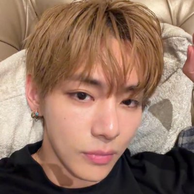 kimhibtae_thV's profile picture