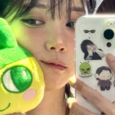 valen 𝄞𝄢's profile picture