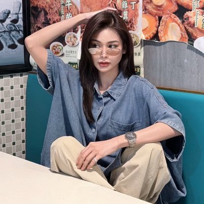 beewaratin's profile picture