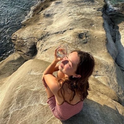memeisherre's profile picture