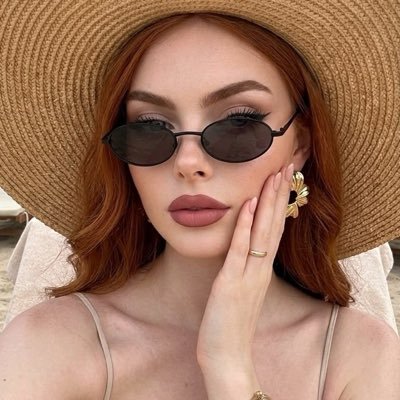 Lara🏝️'s profile picture
