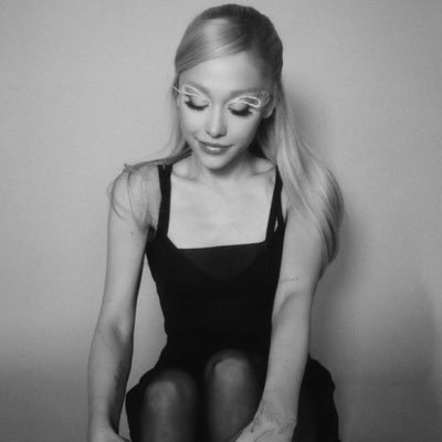 estelle's profile picture
