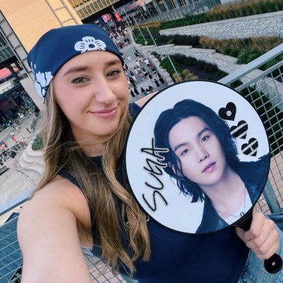 B⁷'s profile picture