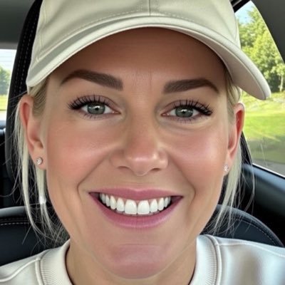 tina_spitfire's profile picture