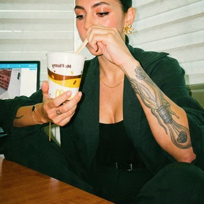 Mia's profile picture